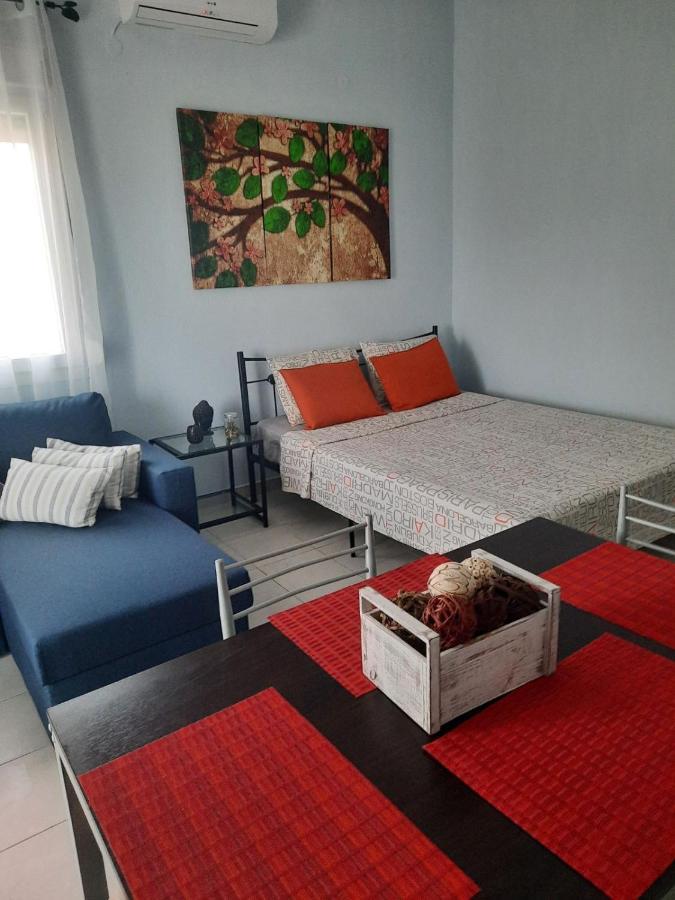 Park View Apartment In Paralia Dionisiou Luaran gambar